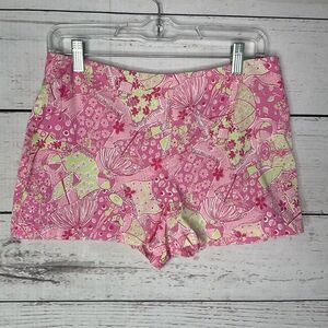 Lilly Pulitzer Chino Shorts  Women Size 8 Pink Beach Blanket Bingo Print